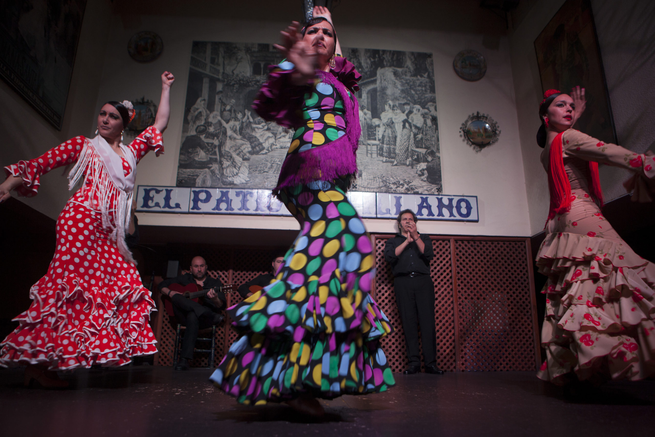 SHOW FLAMENCO - EL PATIO SEVILLANO - Hostal Roma